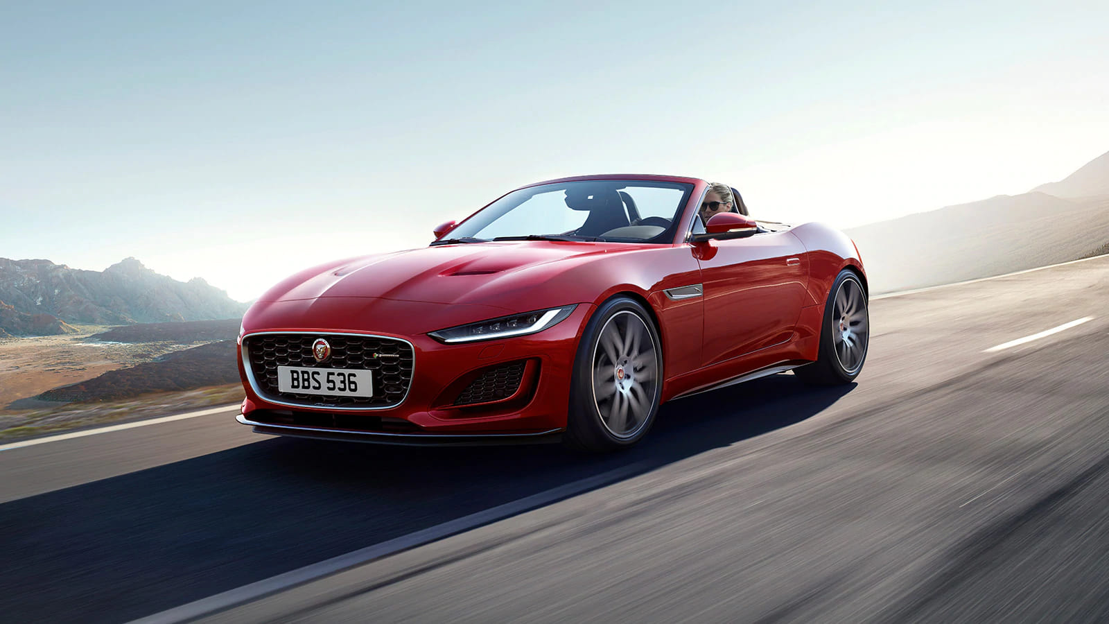 Jaguar F-Type a Bologna: l’auto sportiva di lusso