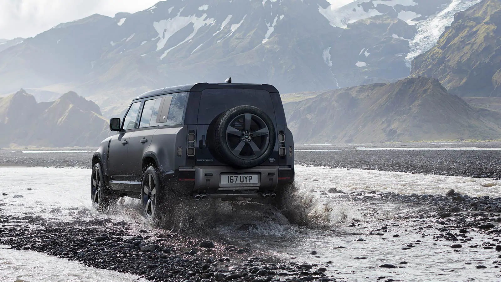 Land Rover Defender a Ferrara